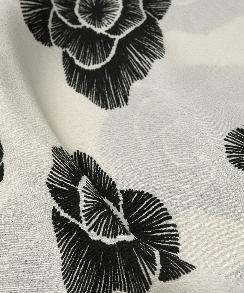 Klara TOPP, Black