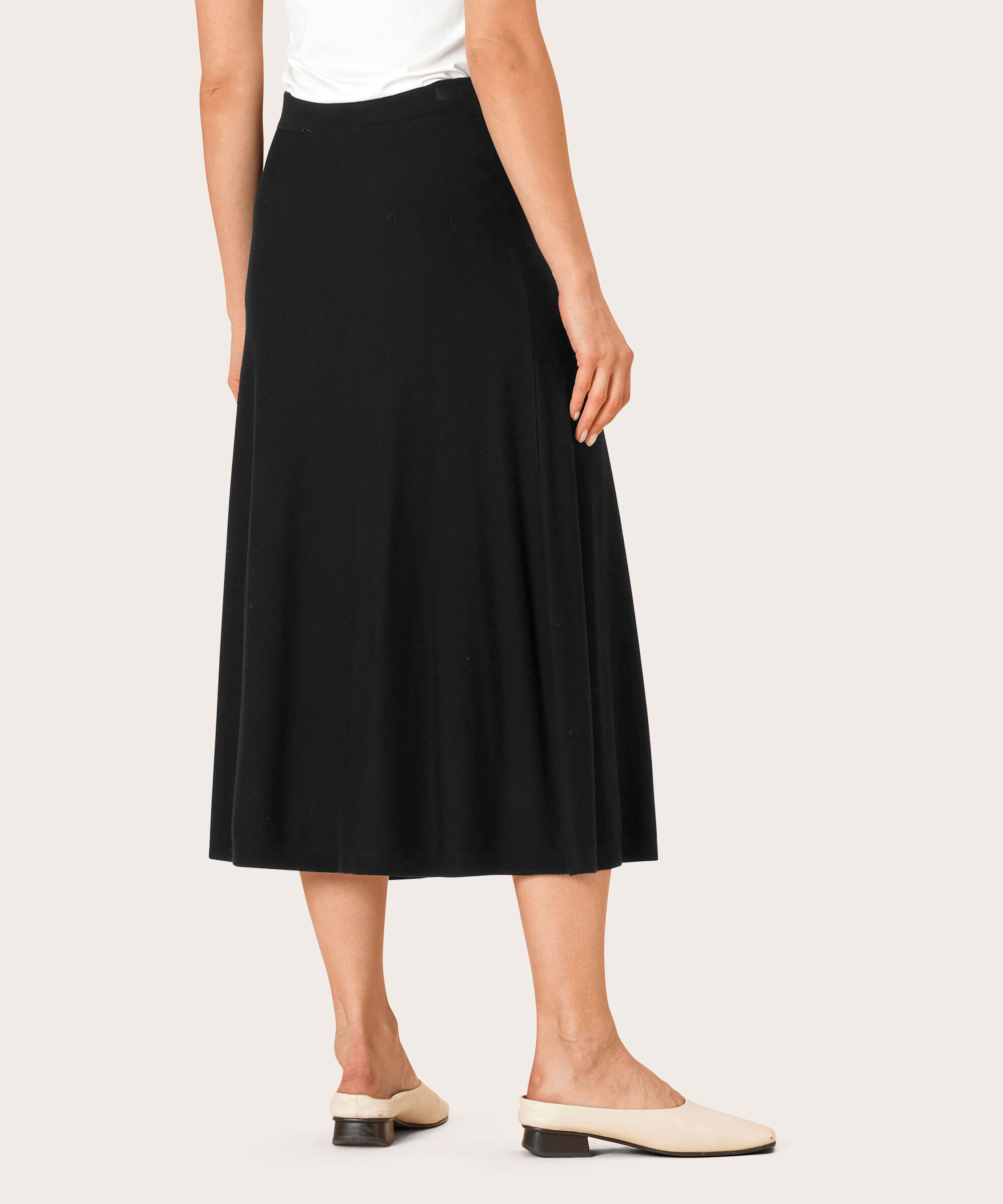 STINA KJOL, Black