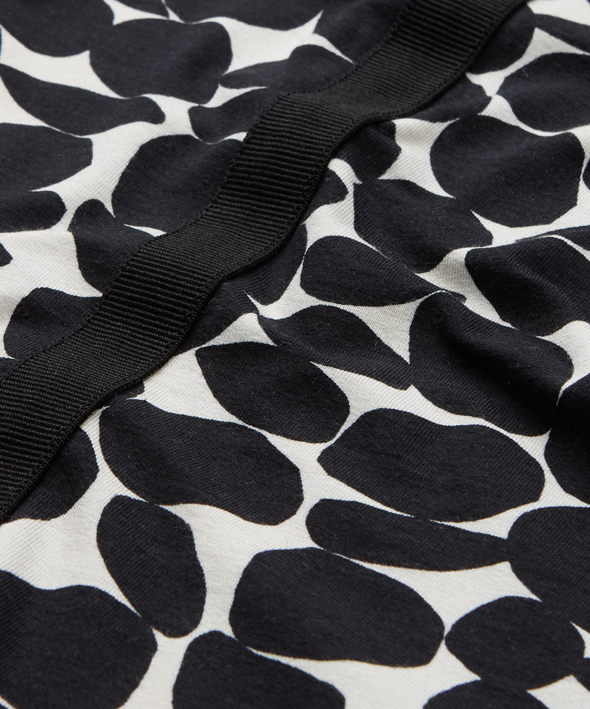 NEBINE KLÄNNING, Black