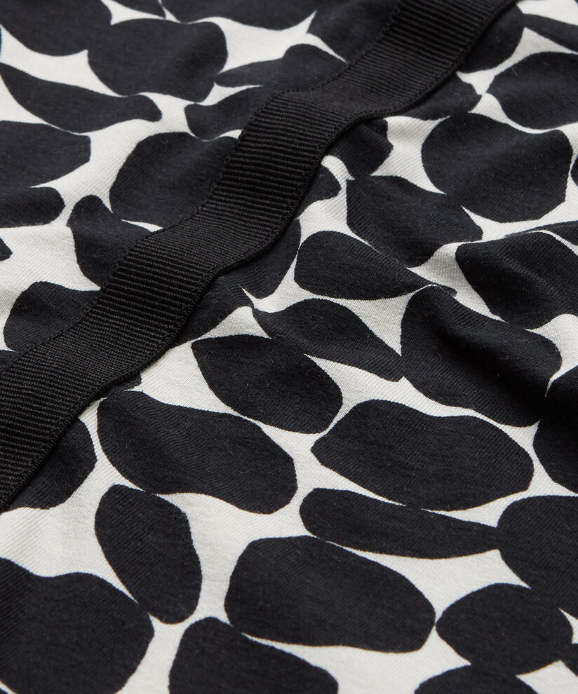 NEBINE KLÄNNING, Black