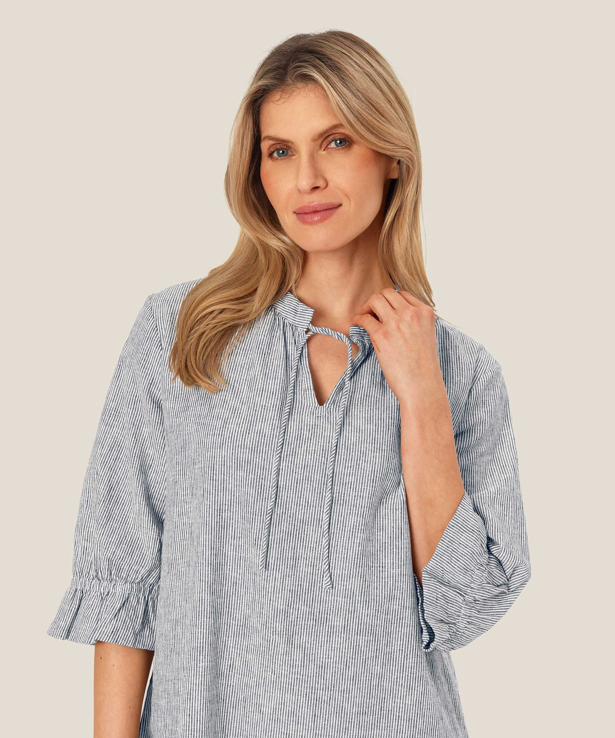 Natalia Klänning, Black