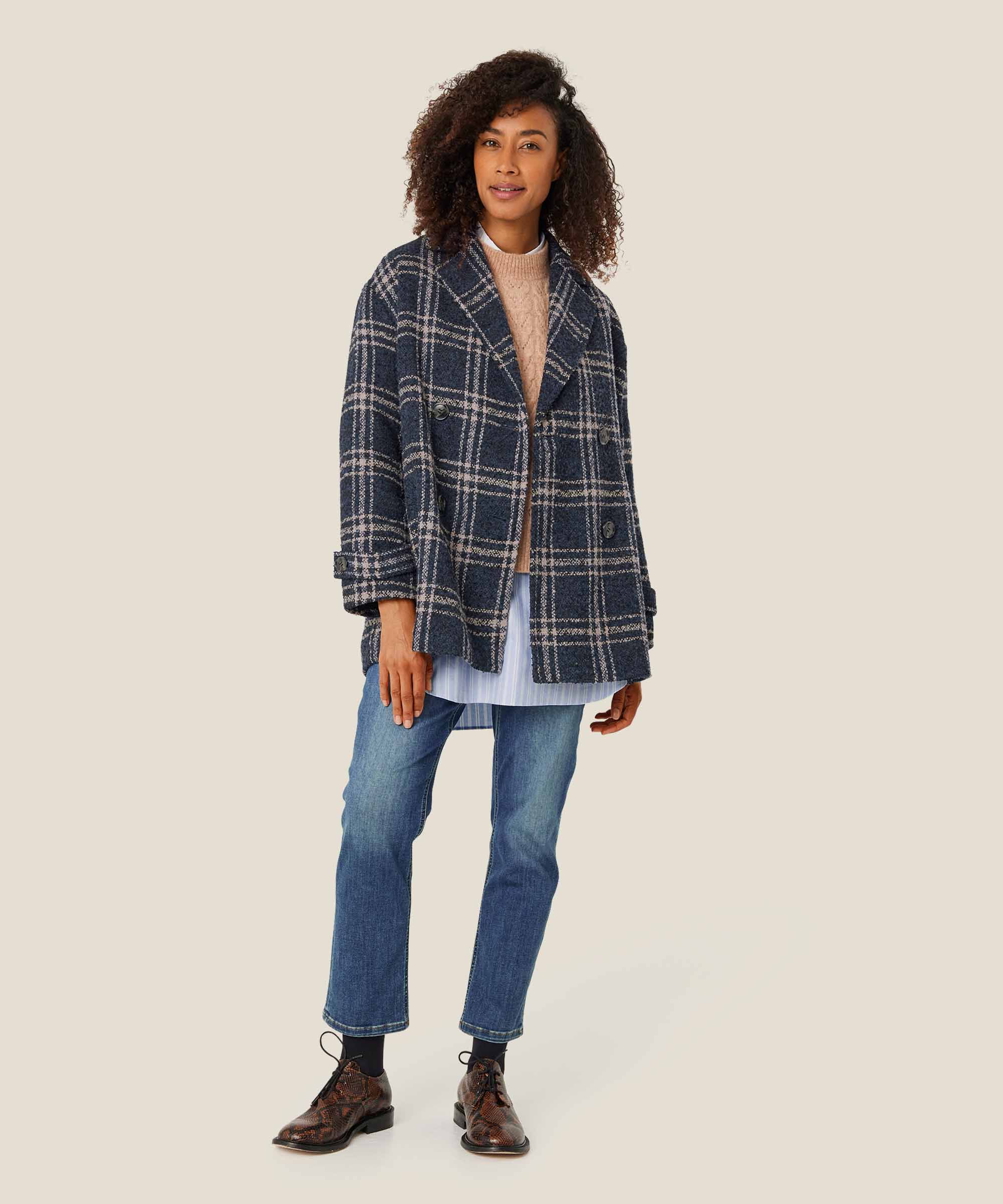 Thisbe Kappa, Moonlit Ocean