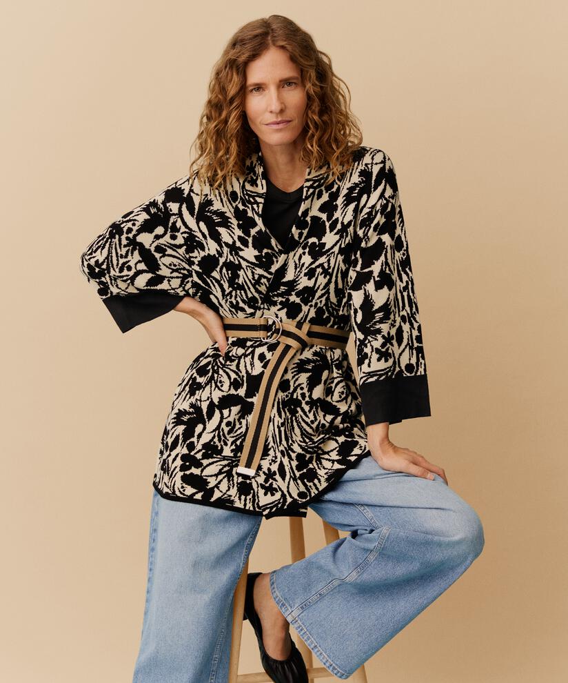 Luciana Kofta, Black