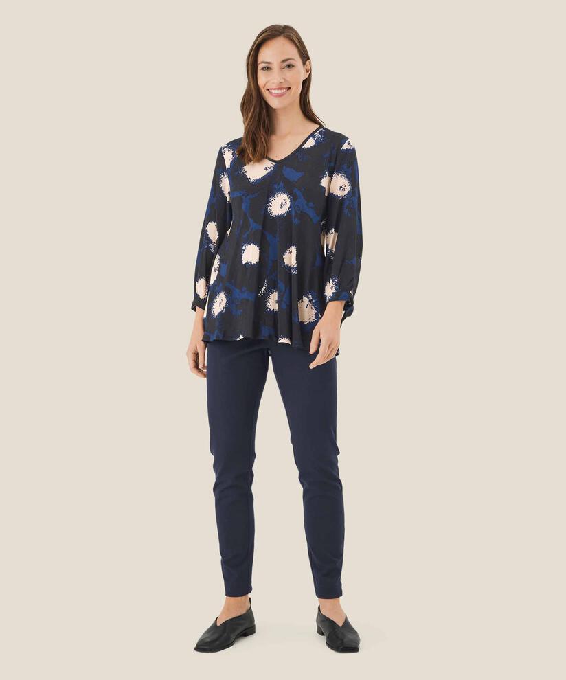 Poppy Byxa, Navy