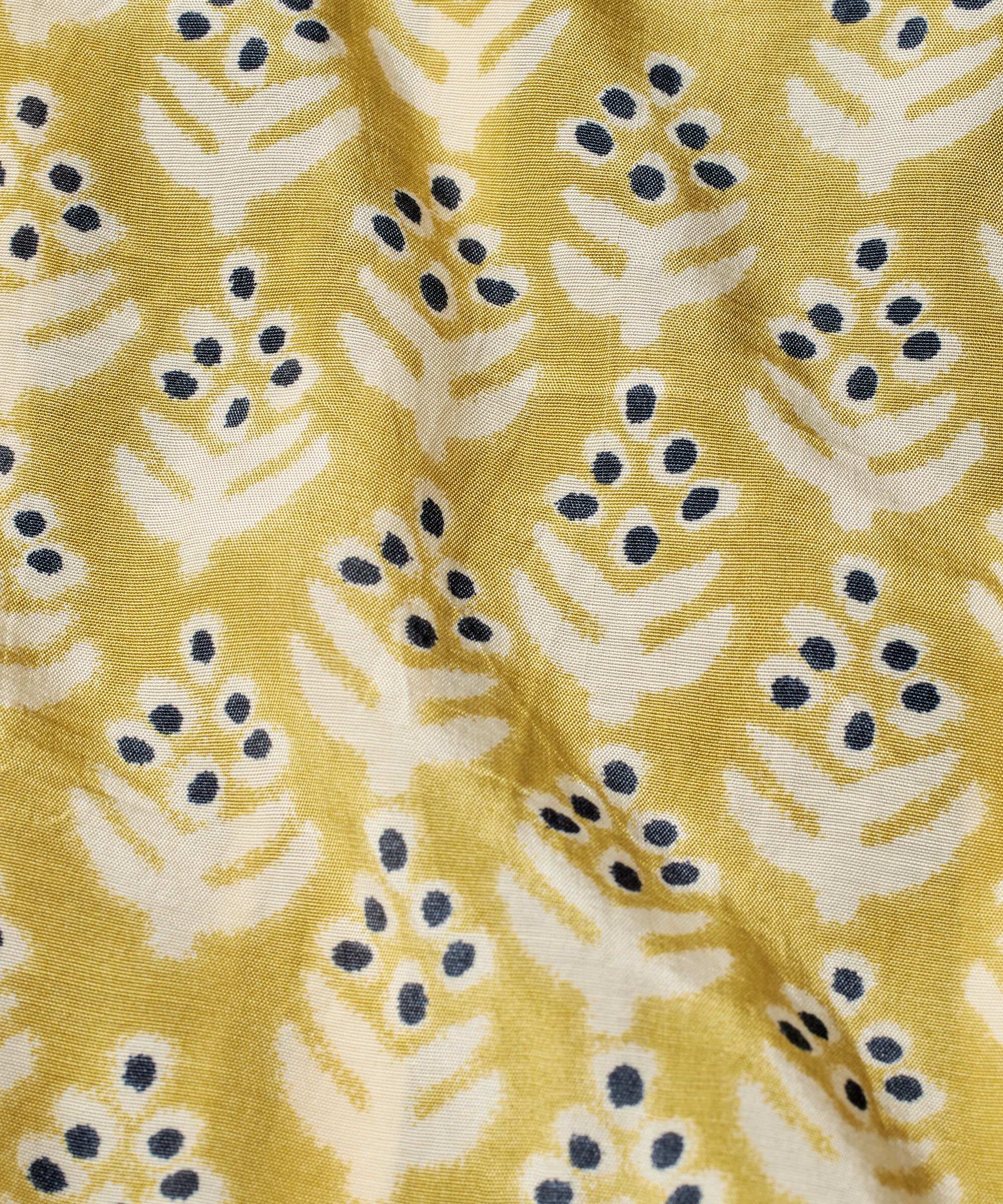 Byrana Blus, Burnish Gold