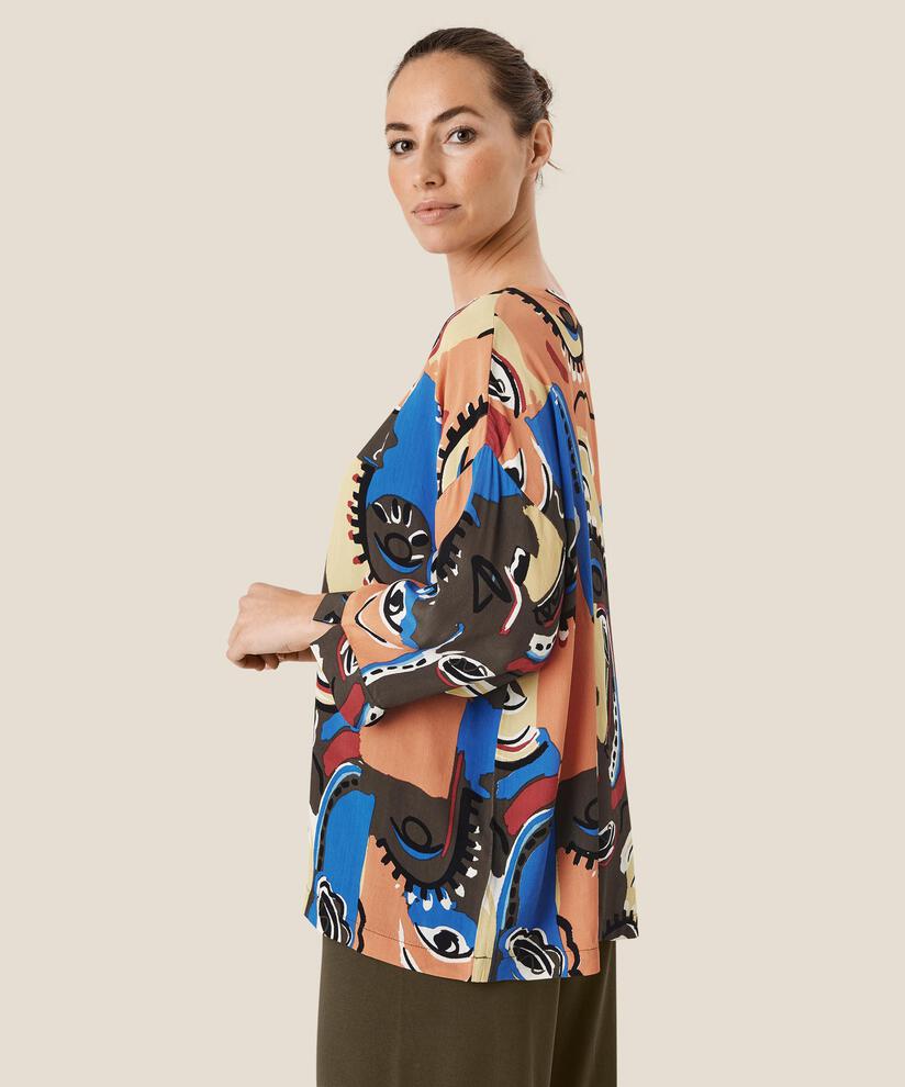 Becca Topp, Crocodile