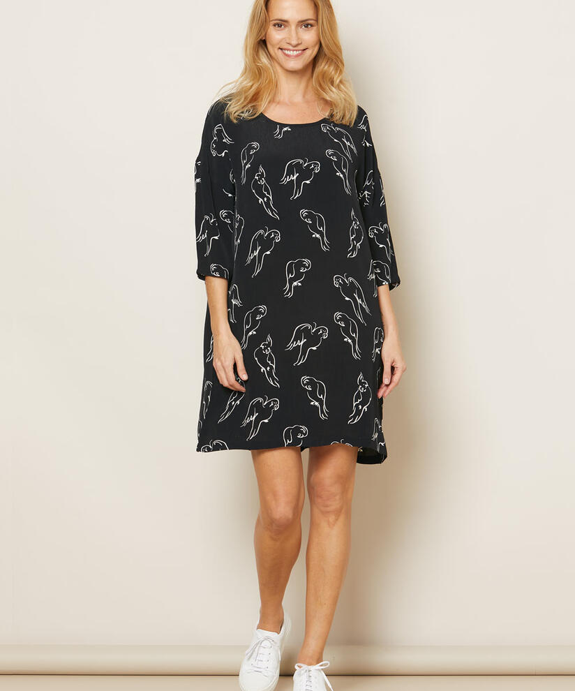 NITASSA KLÄNNING, Black