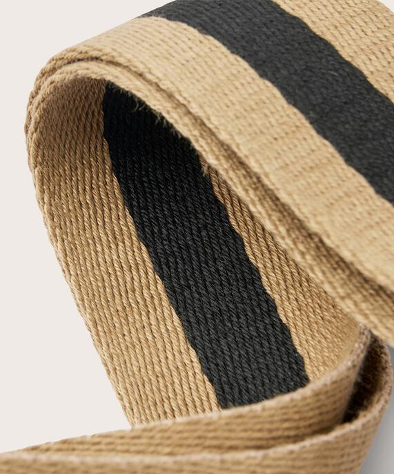 Rebia Bälte, Safari