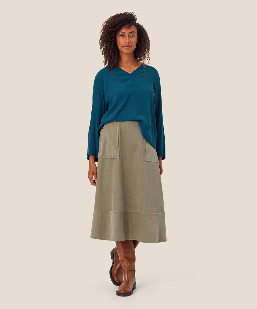 Darcel Blus, Reflect Pond