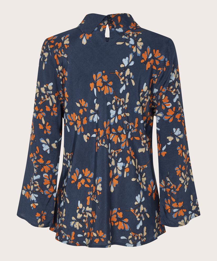 Dalmora Blus, Autumnal