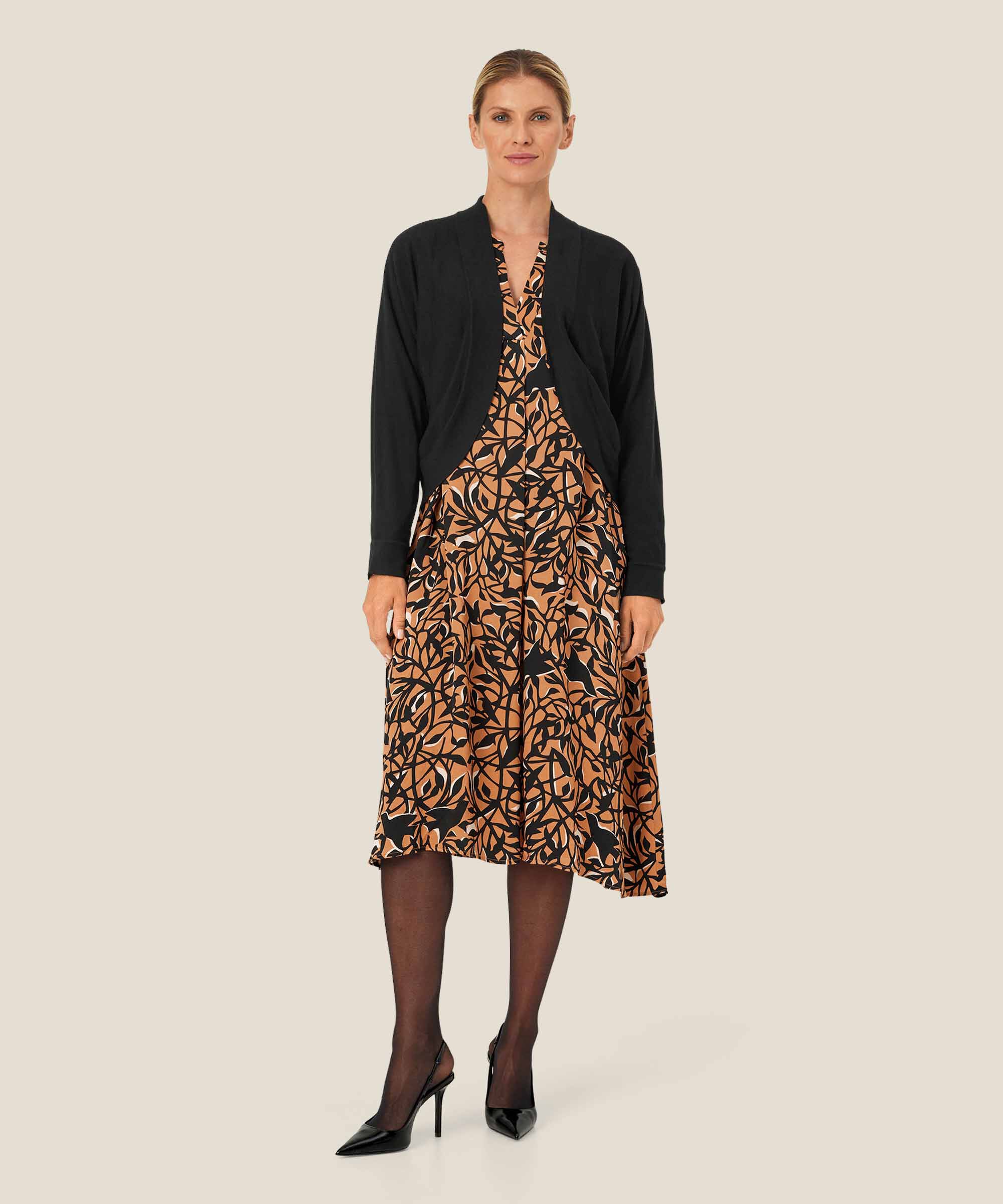 LORELLE KOFTA, Black