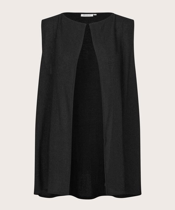 Jett Jacka, Black