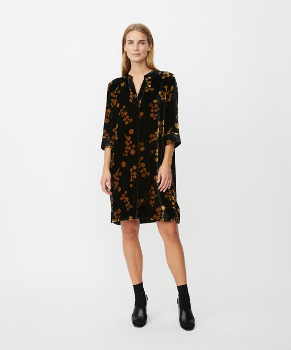 Nolren Klänning, Rubber