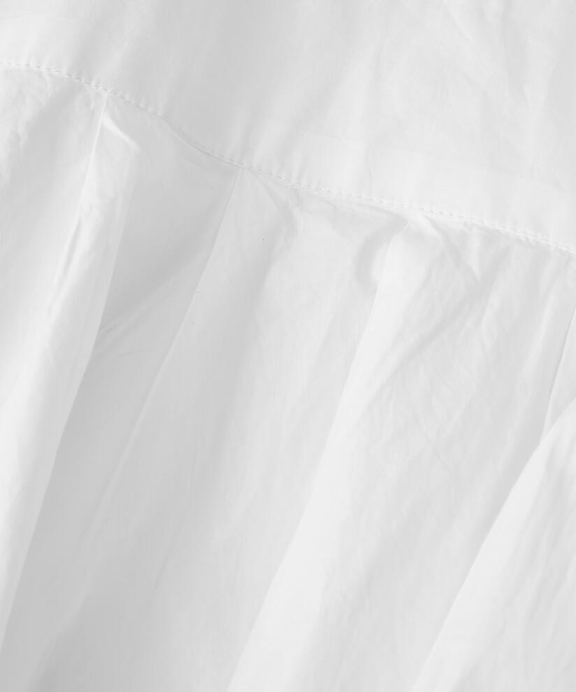 Julia Jakke, White