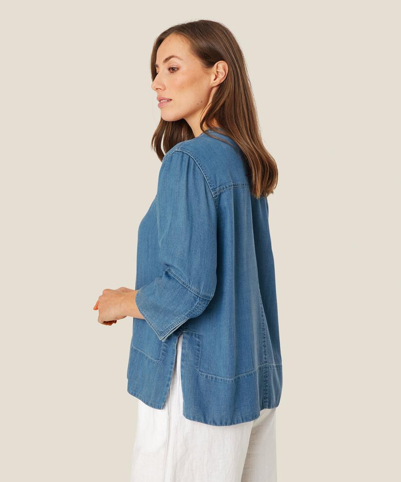 Deirdre Blus, Light Denim