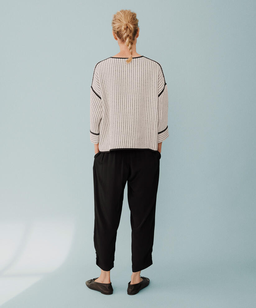Beccato Blus, Black