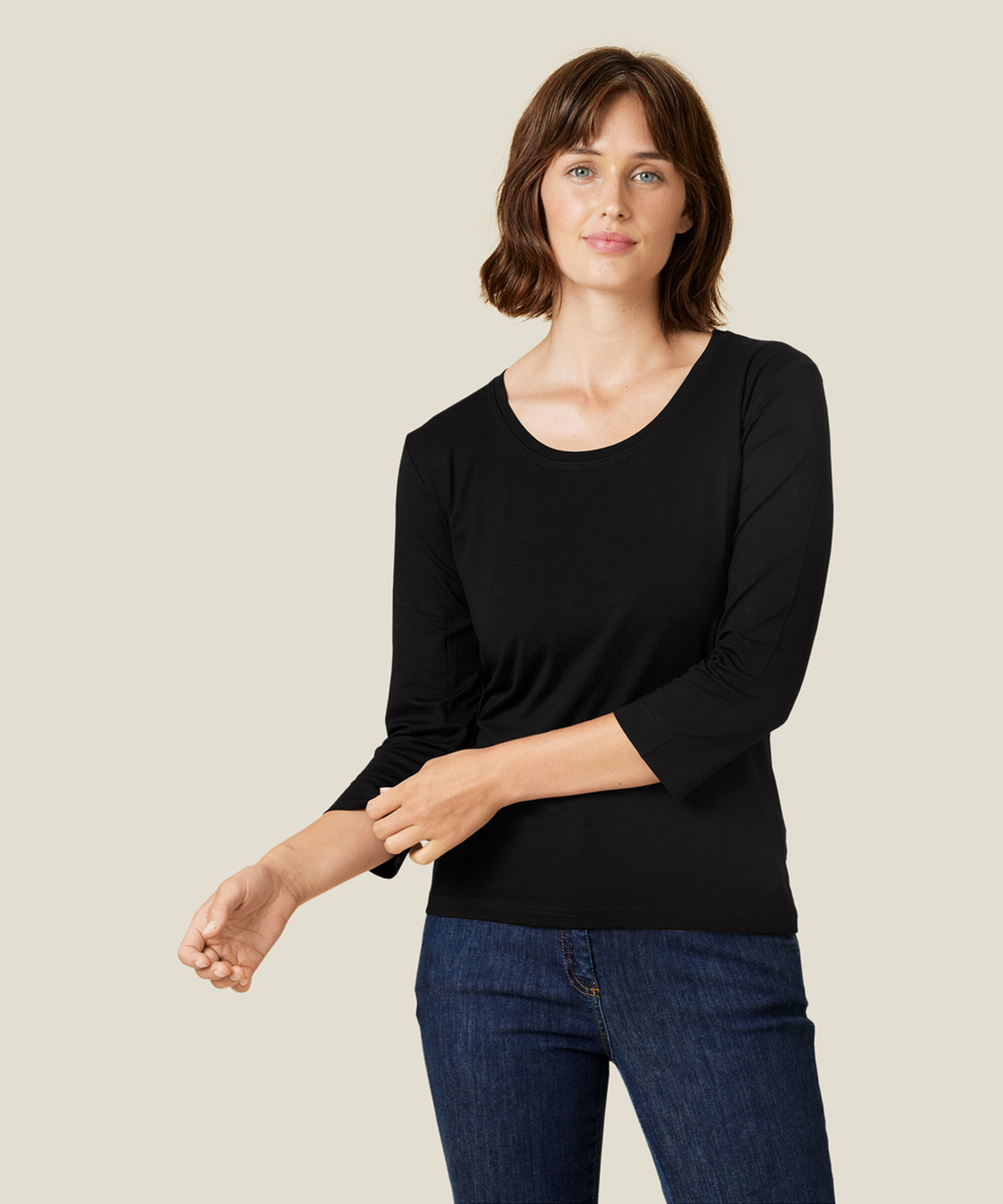 CREAM TOPP, Black