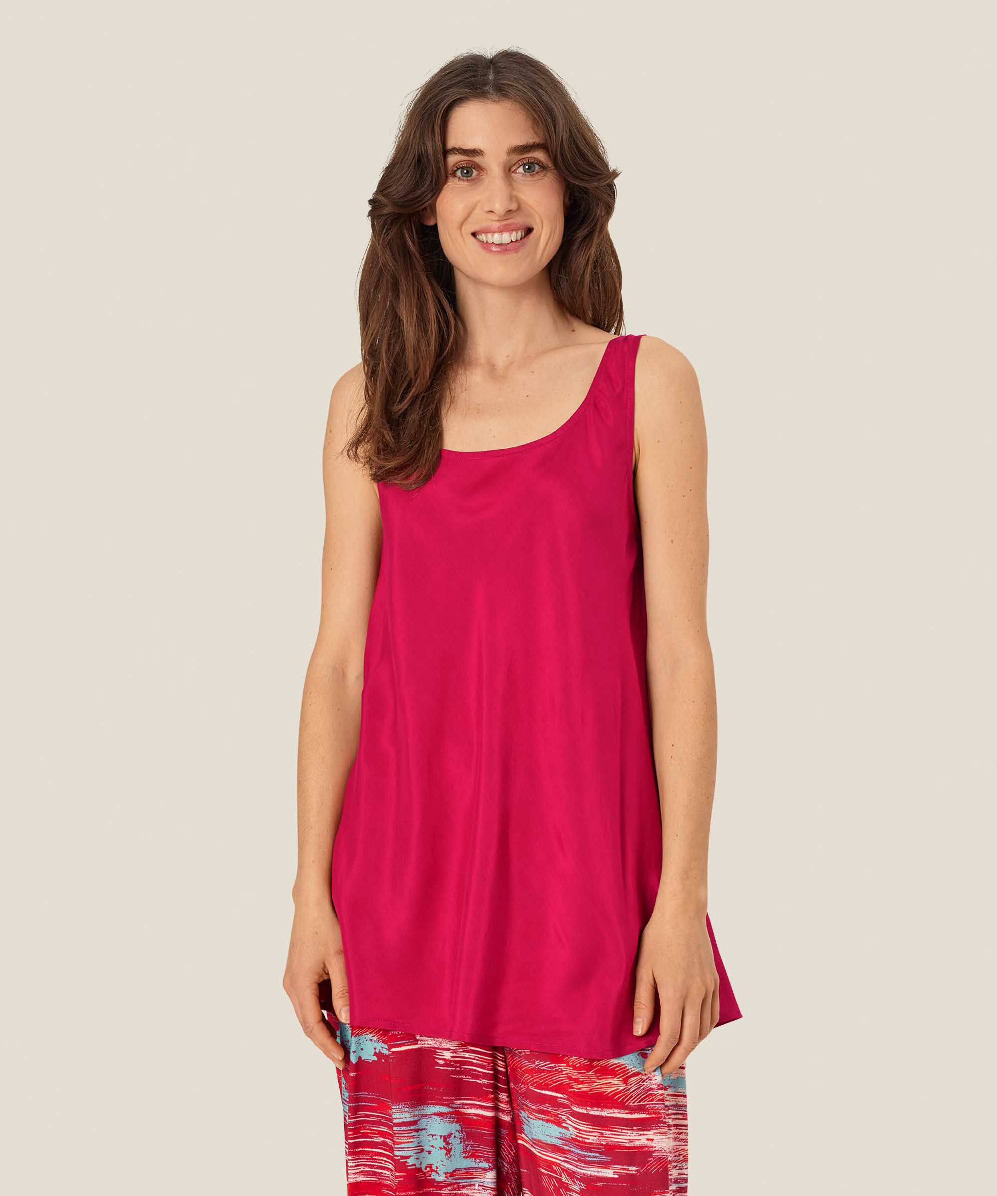 Ece Topp, Persian Red