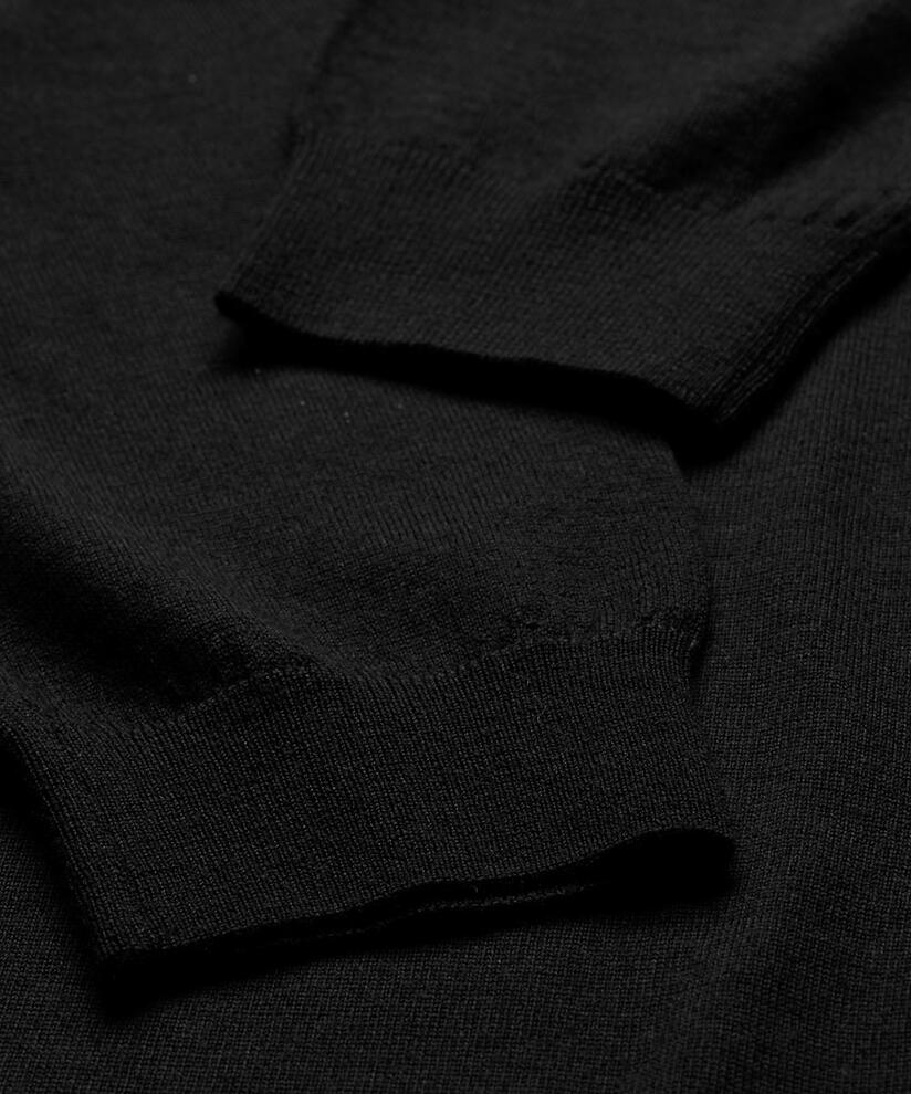 Nina Klänning, Black