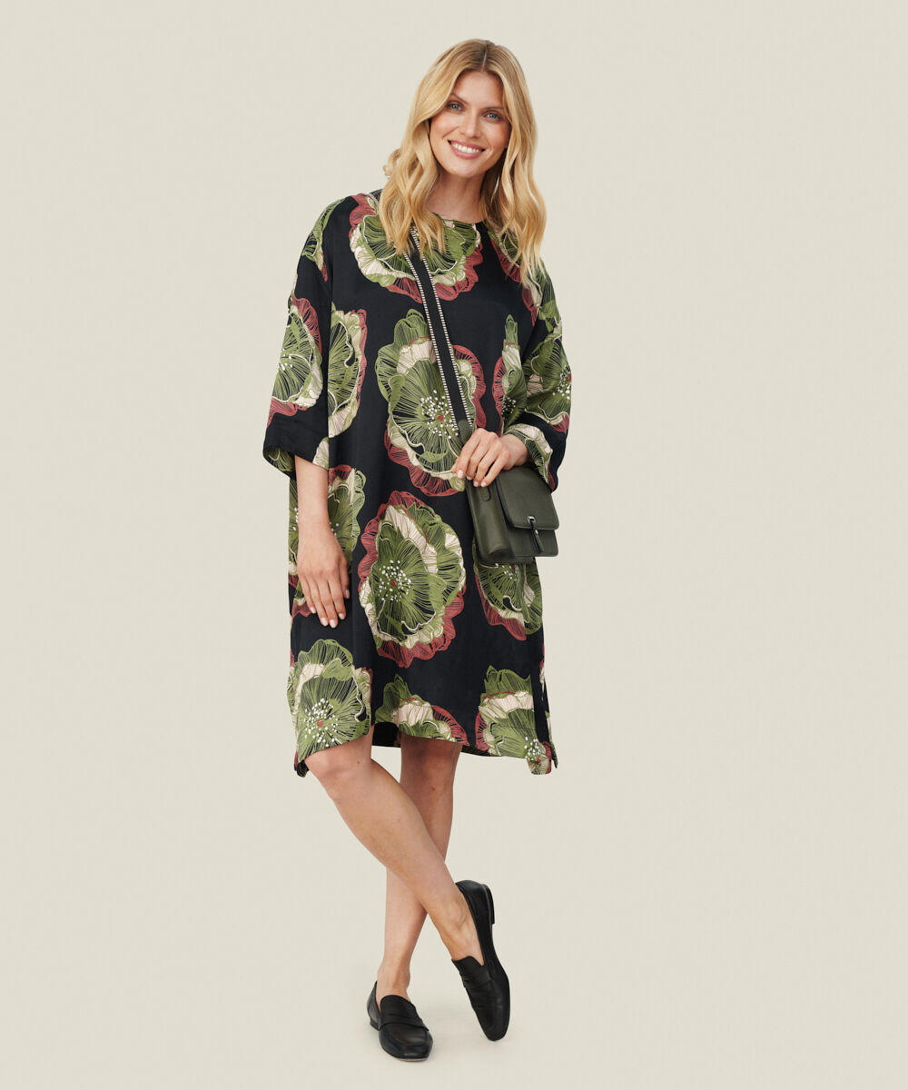 REGGIE TASKE, Capulet olive