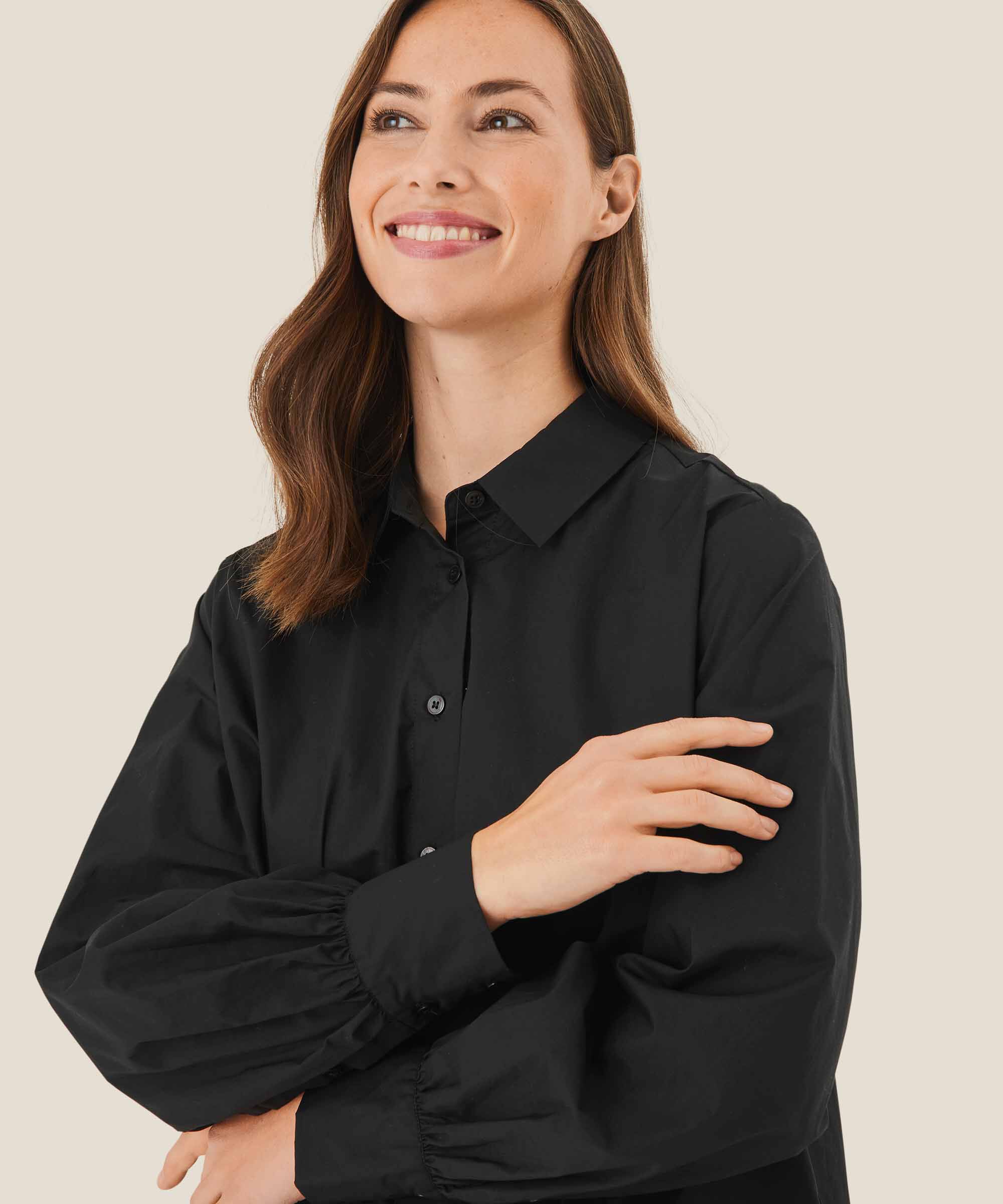 Ingrida Skjorta, Black