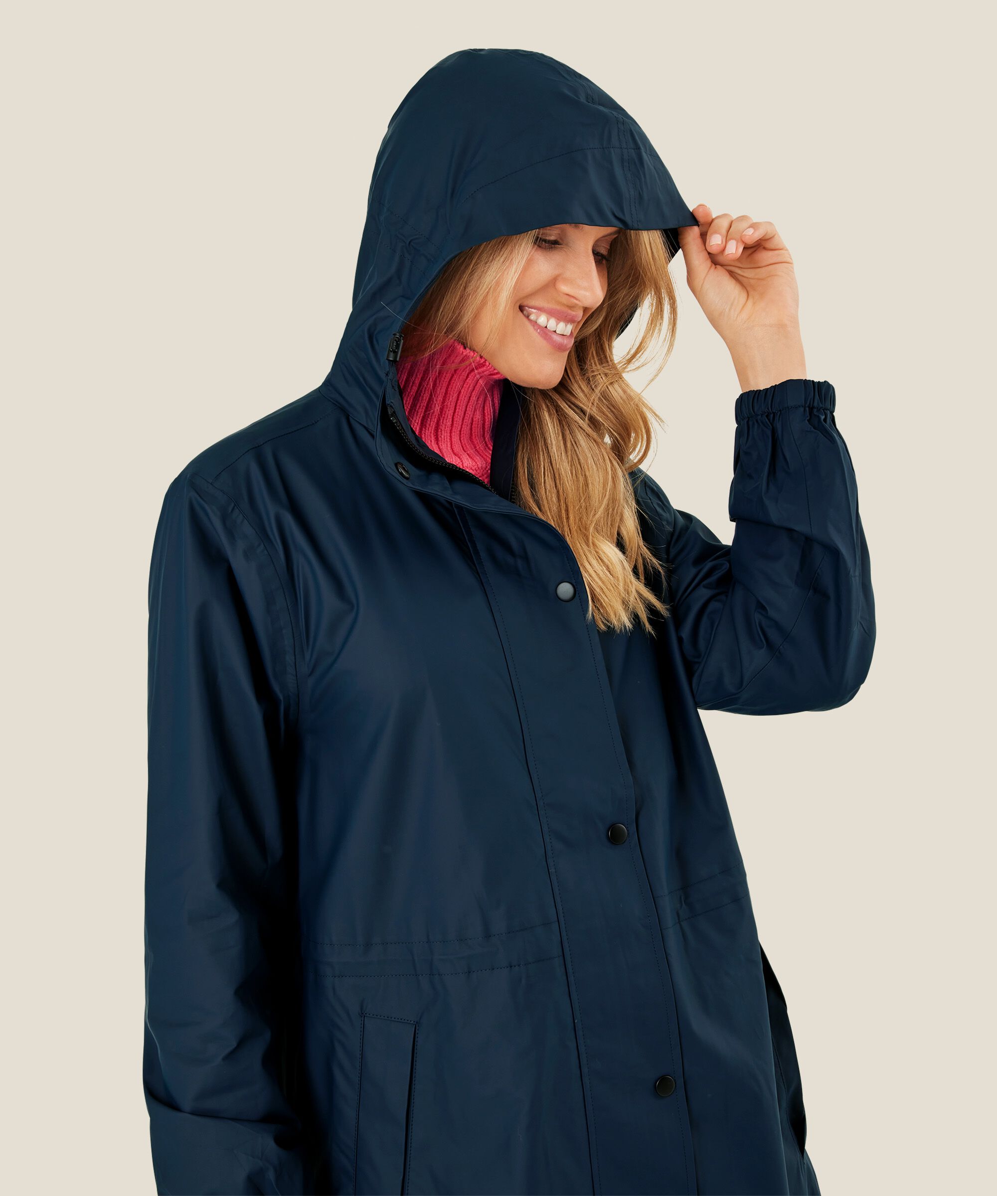Terenna Regnkappa, Navy