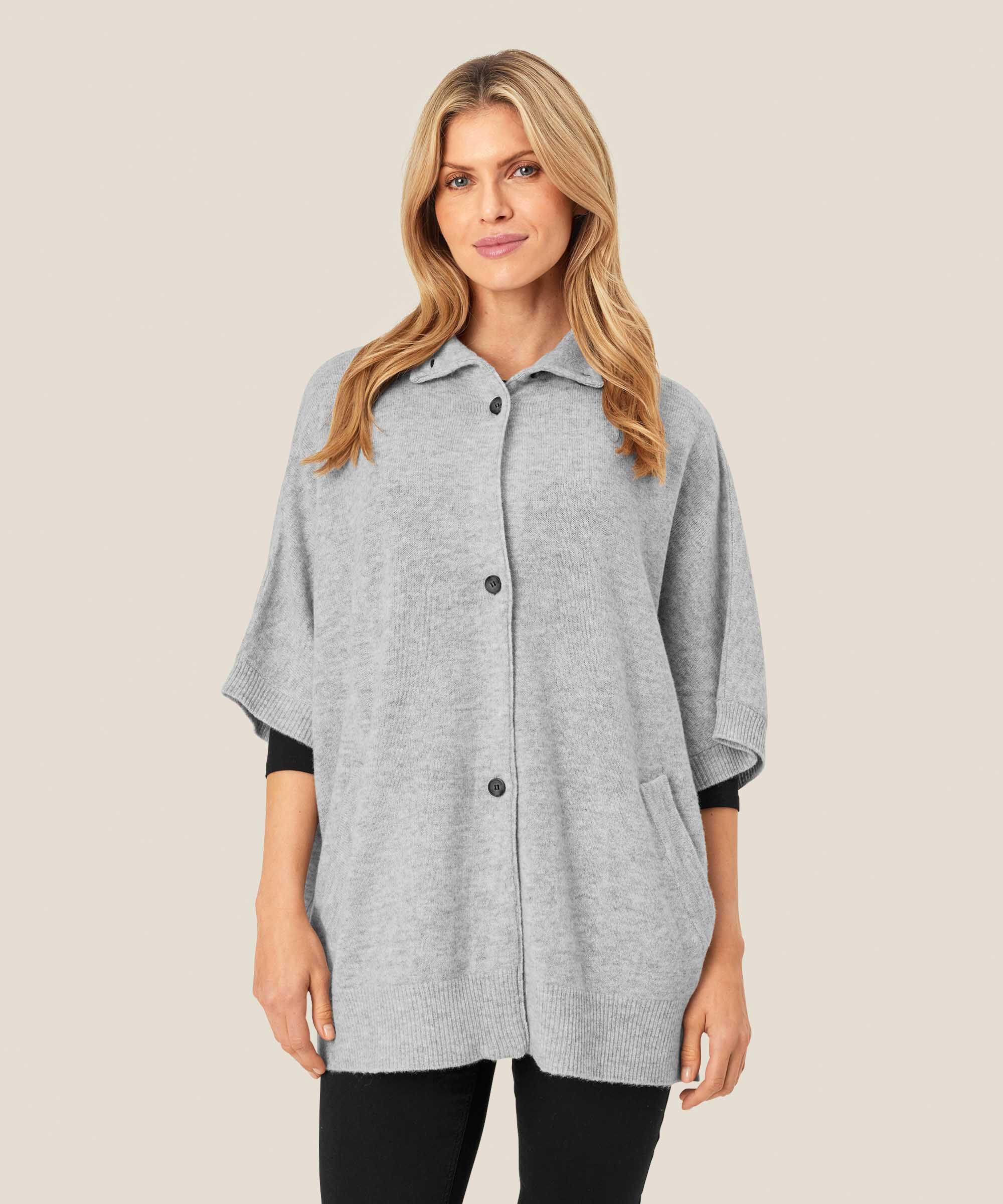 Laritsa Kofta, L. Grey mel.