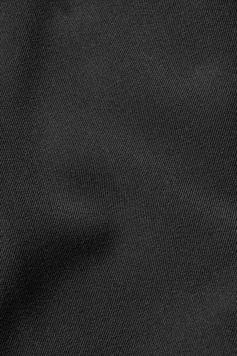 Jettina Jacka, Black