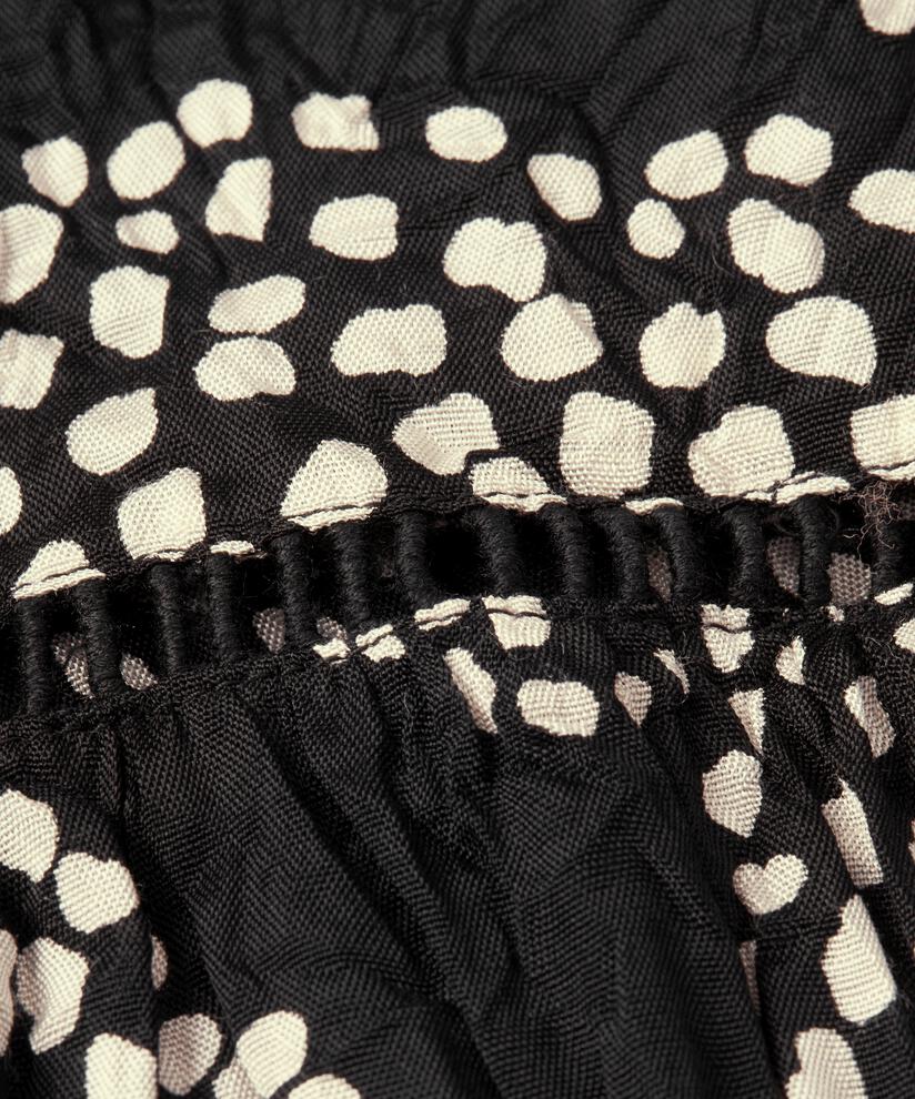 Dodilia Blus, Black
