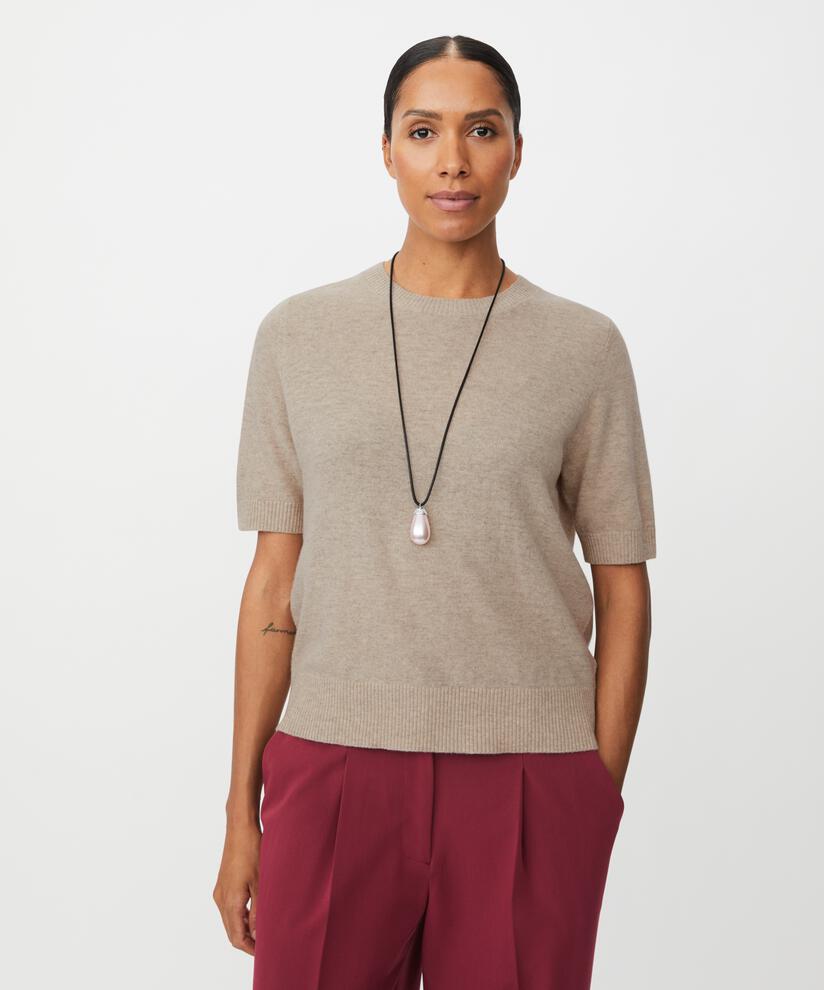 Roryan Halsband, Lotus