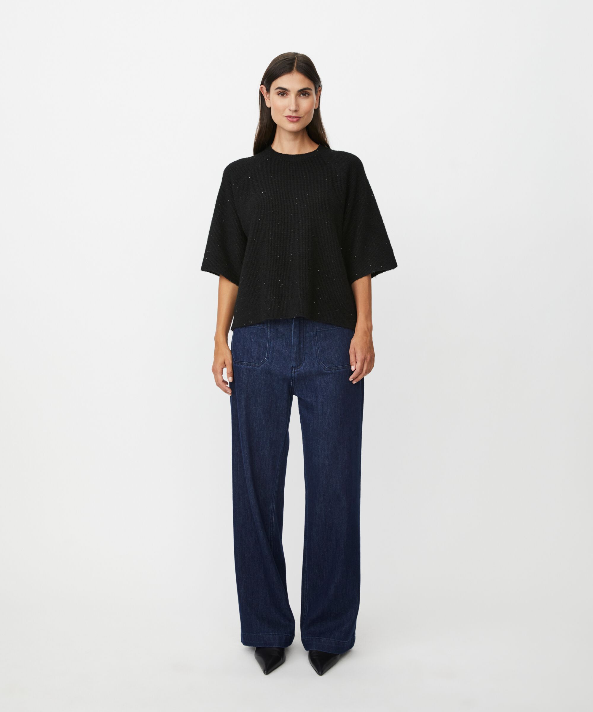 Farinna Topp, Black