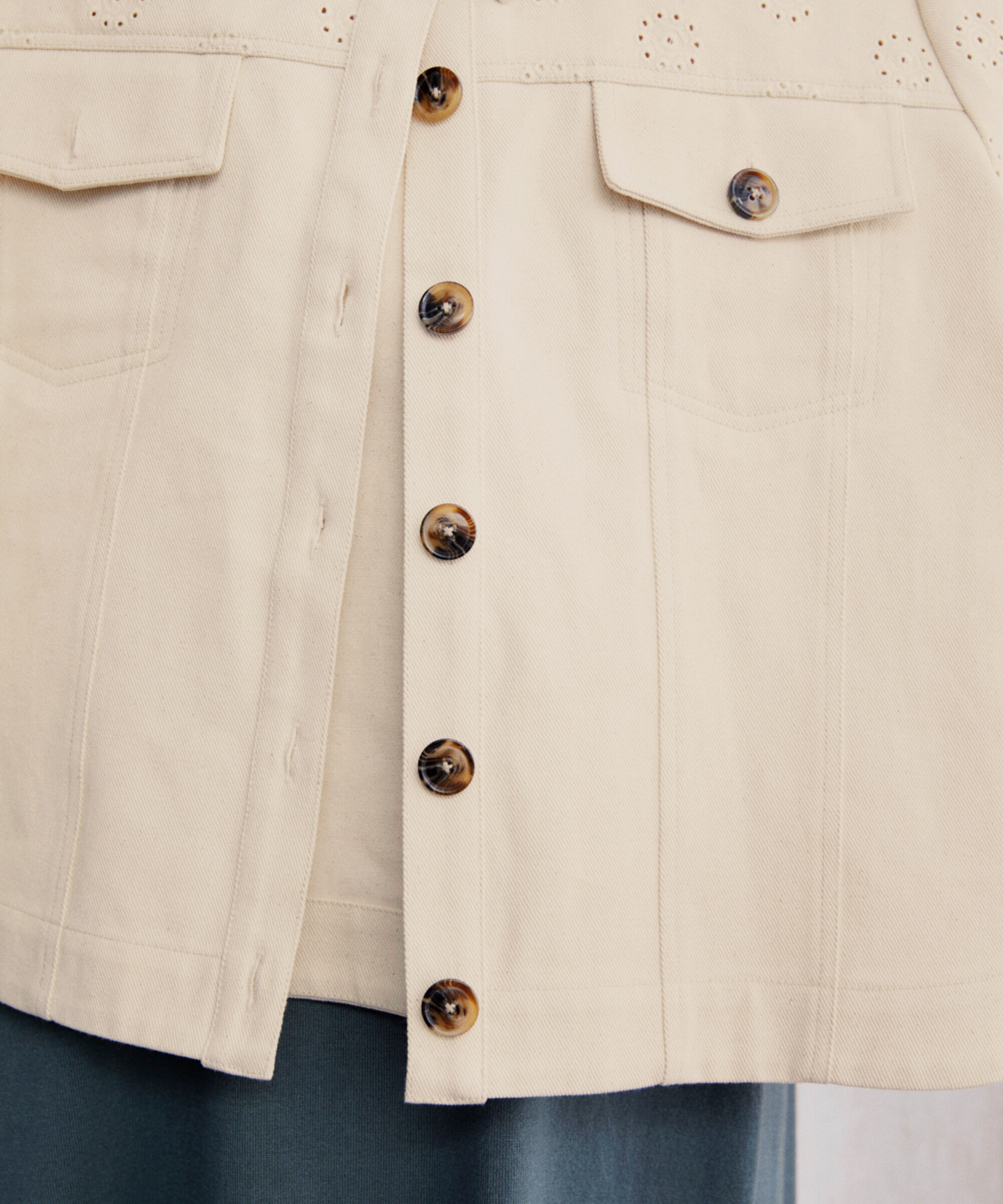 Jamile Jacka, Whitecap