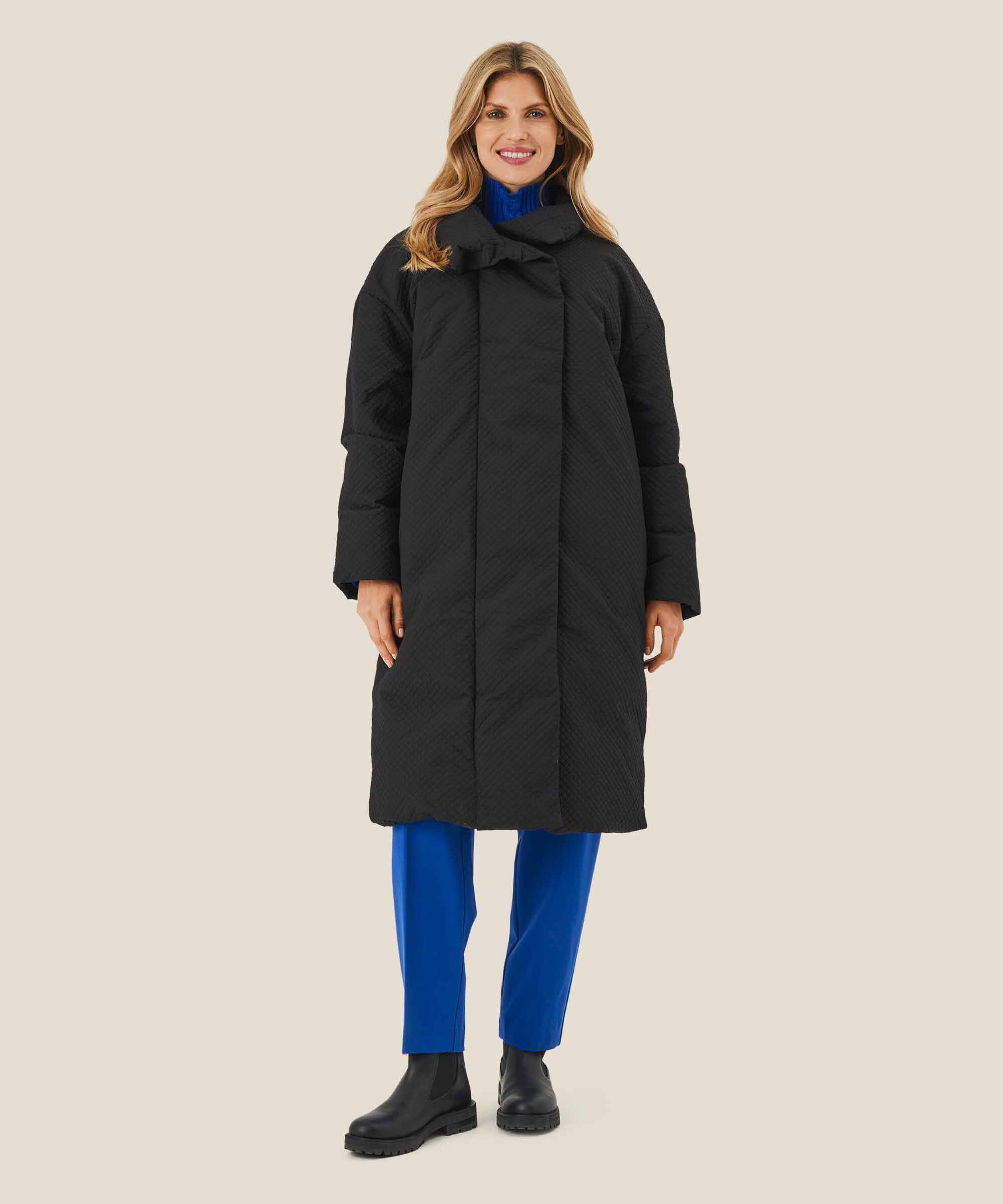 Tabine Dunkappa, Black