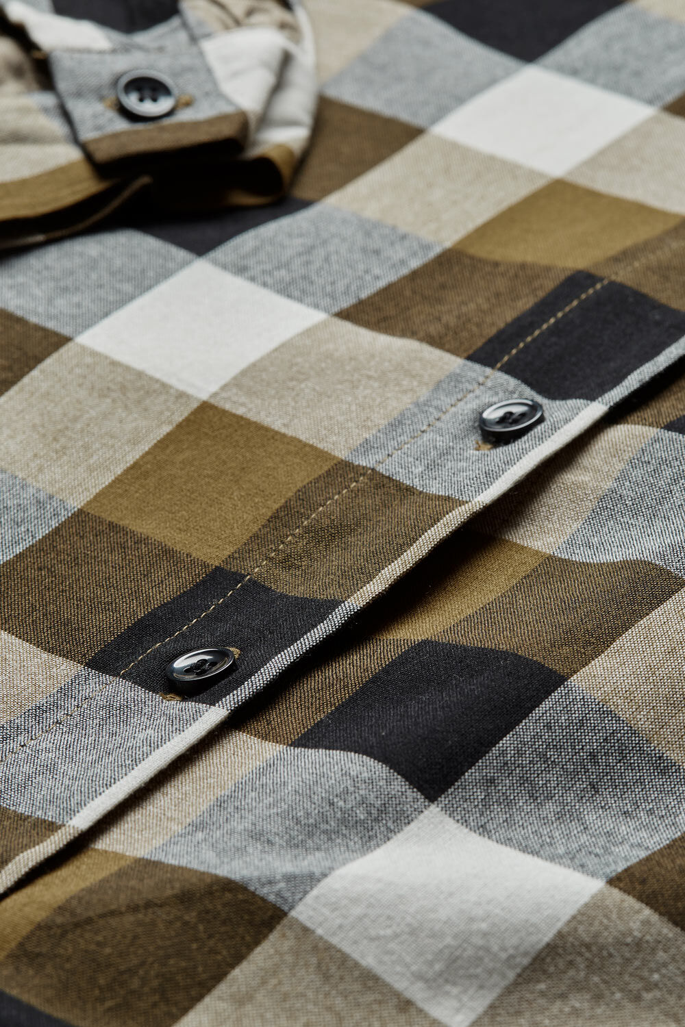 INGE SKJORTA, Lizard