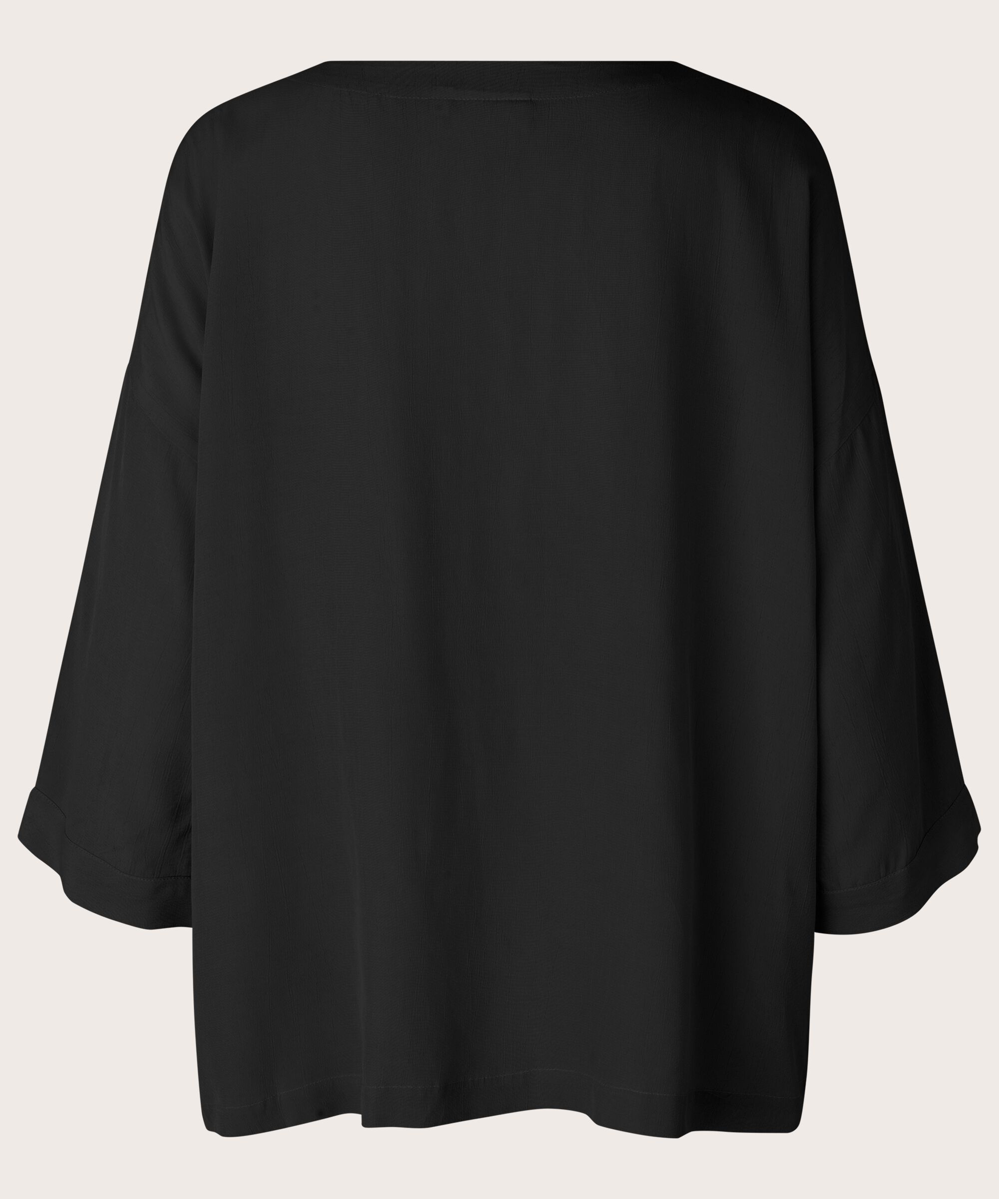 Becca Topp, Black