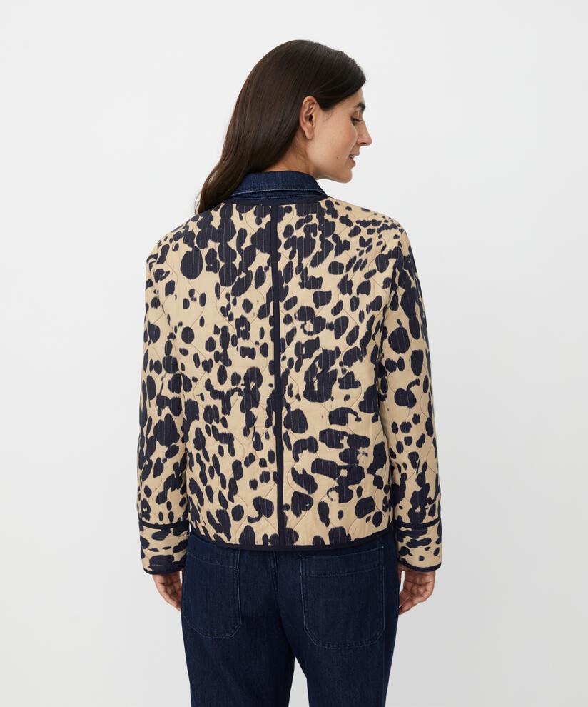Javira Jacka, Oxford Tan