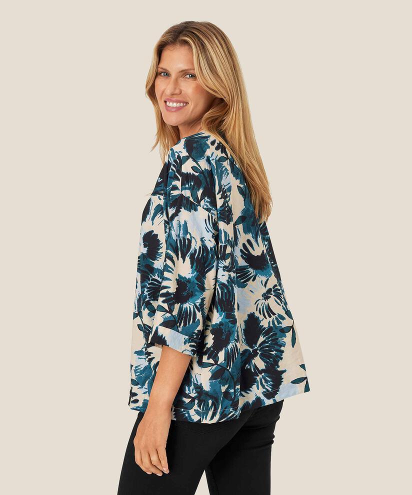 Becca Blus, Reflect Pond