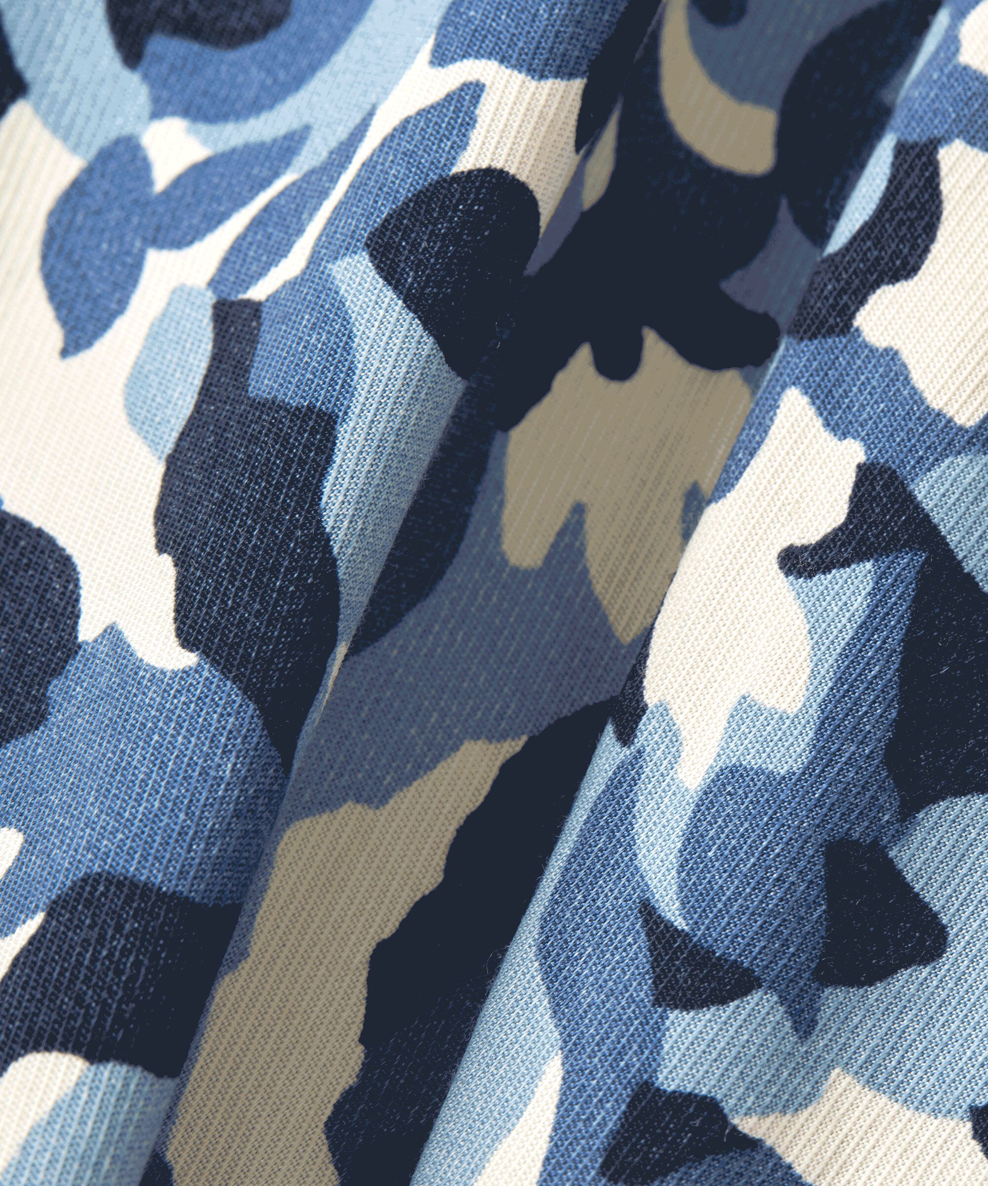 Nora Klänning, Ashley Blue