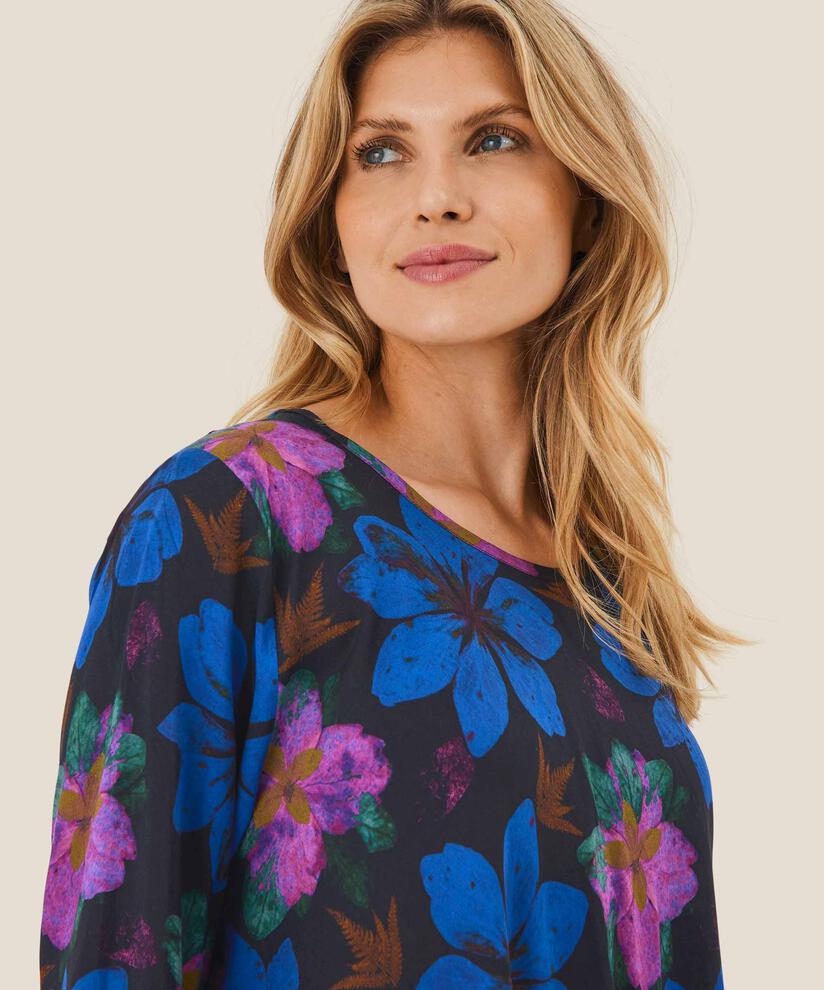 Kay Blus, Wild Aster