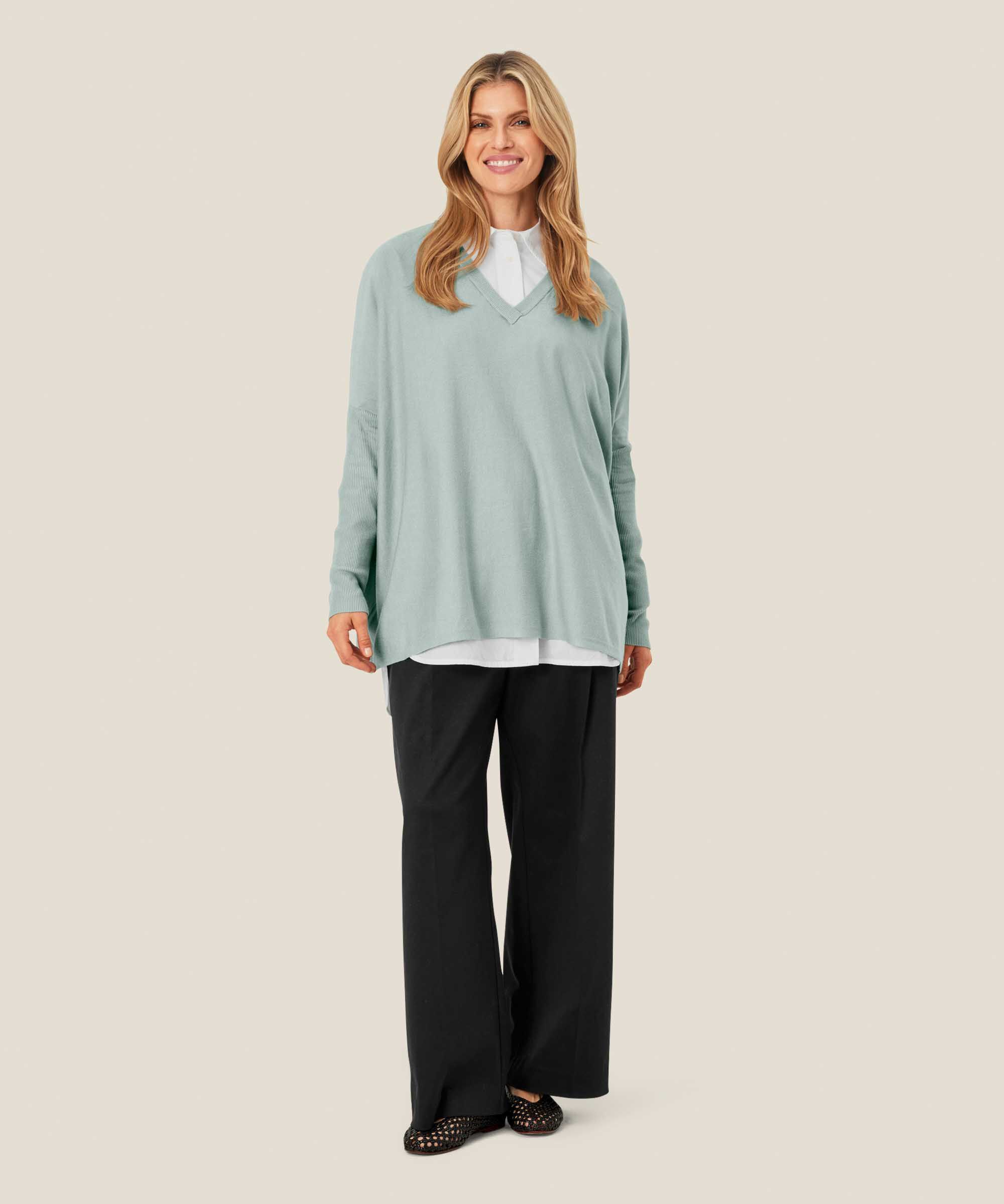 Fronia Topp, Ether