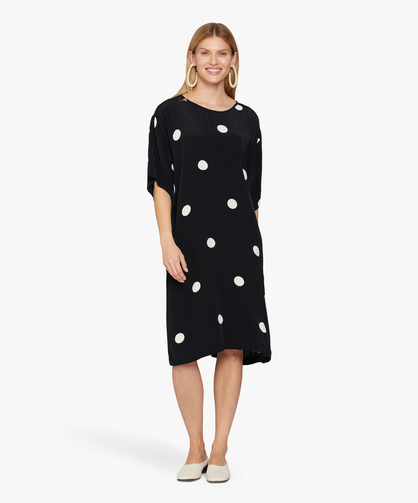NABI KLÄNNING, Black