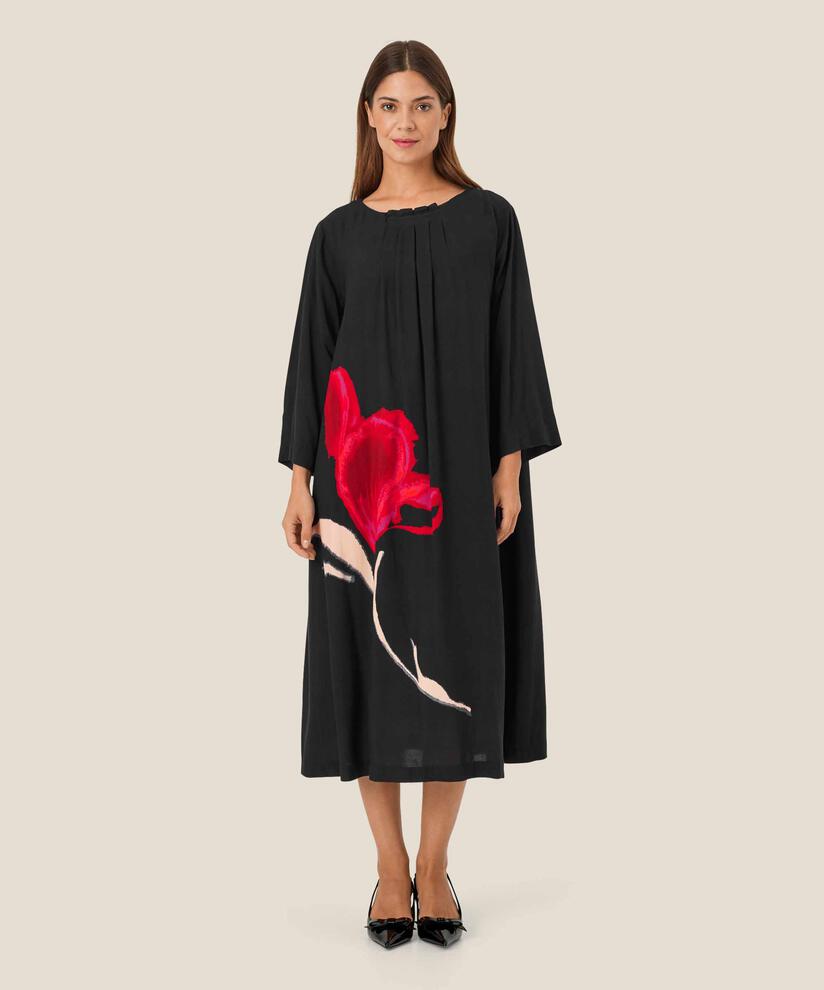 Nafiala Klänning, Haute Red