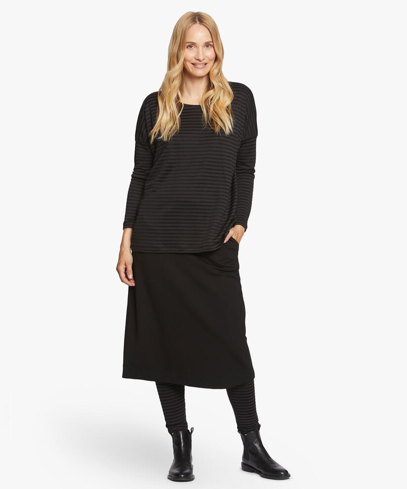 BABUA TOPP, Black