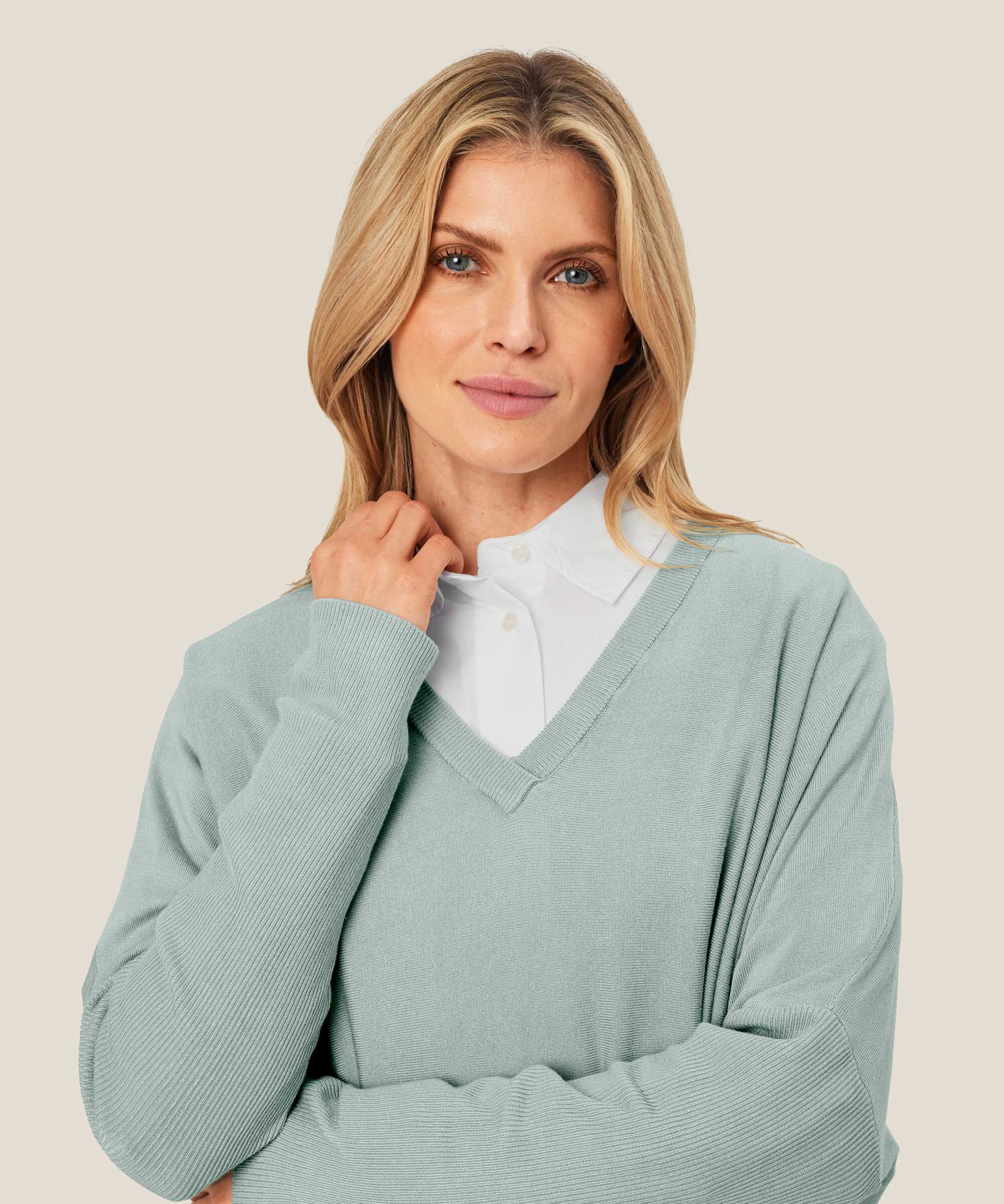 Fronia Topp, Ether