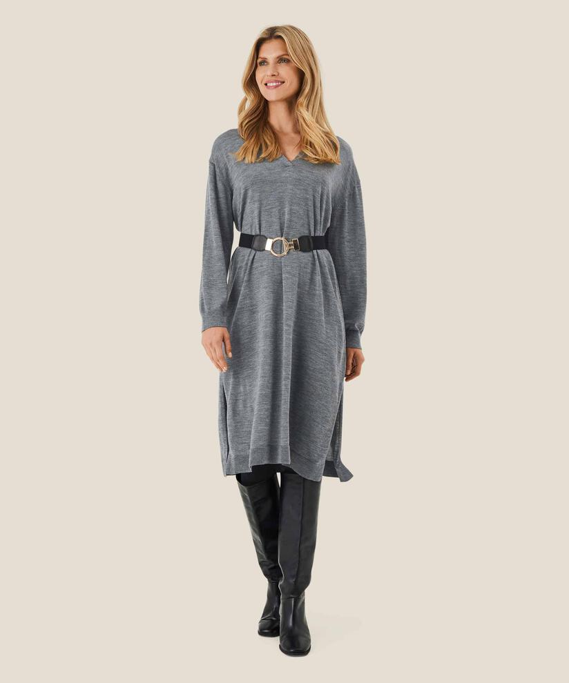 Nina Klänning, M. Grey mel.
