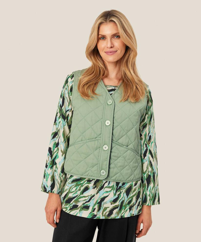 Jaylee Väst, Frosty Green