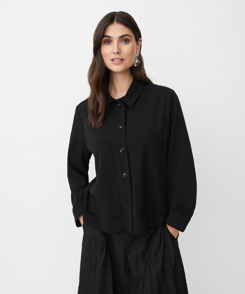 Jettina Jacka, Black