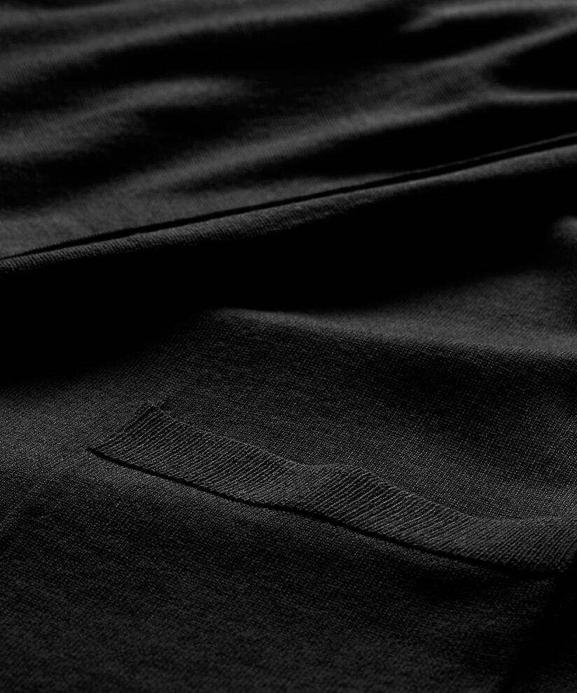 LEE KOFTA, Black
