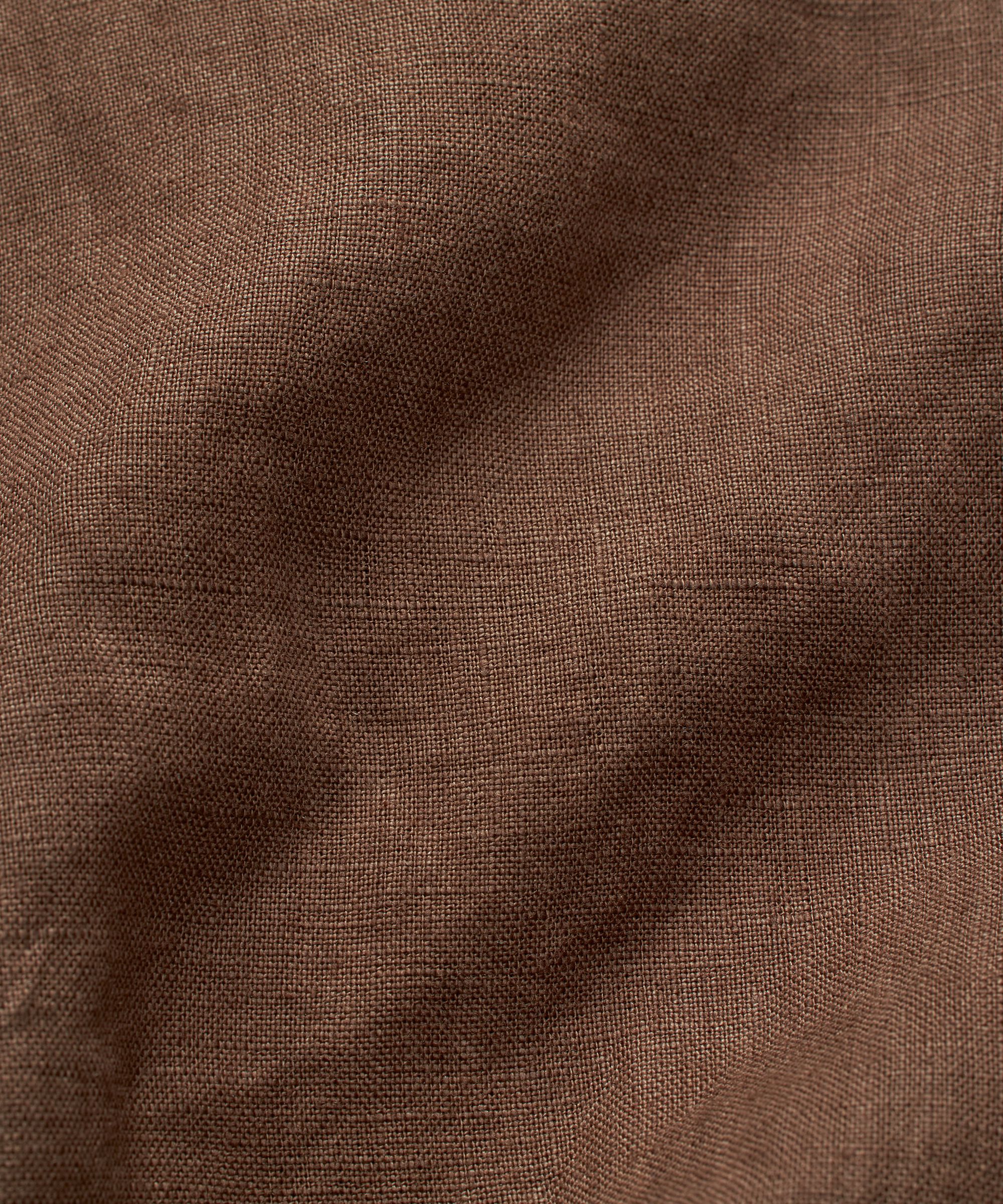 Pallas Byxa, Chestnut