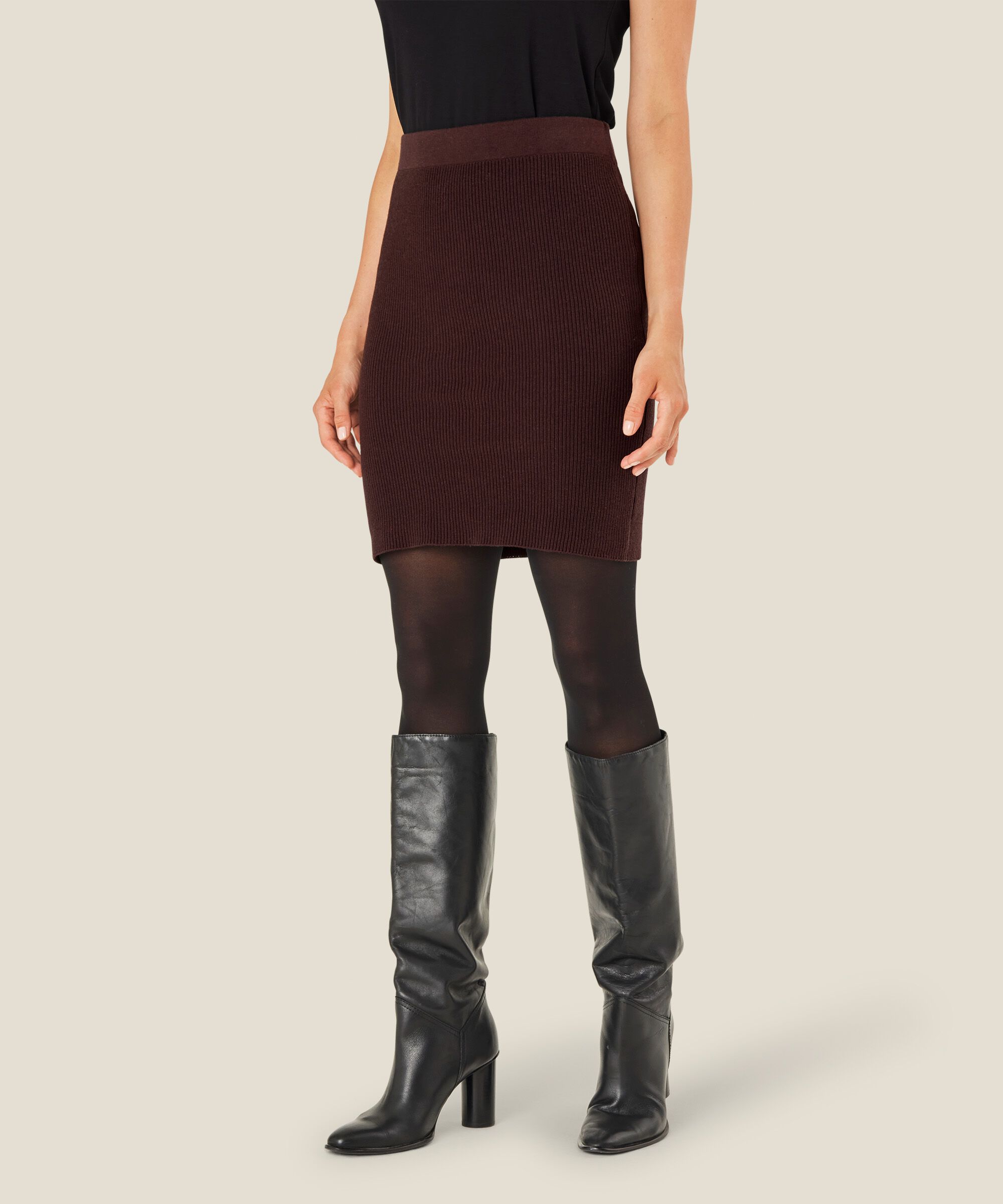 Syllie Kjol, Coffee Bean